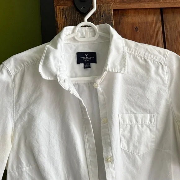 American Eagle Women’s Short-Sleeve Button-Up Shirt - Picture 4 of 11